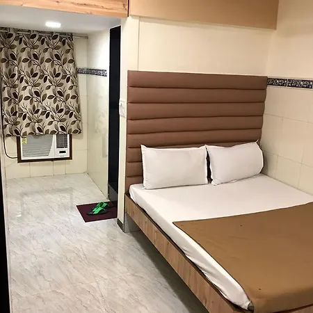 Hotel Shalimar Palace